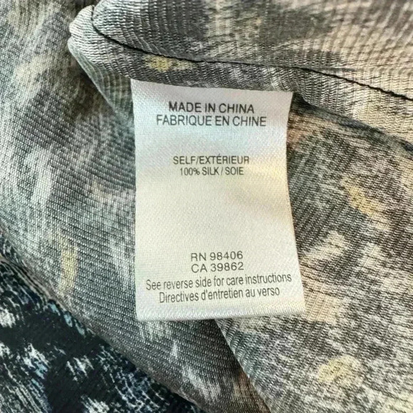 Theory | 100% Silk Ruisa Caligula Blouse (S) - Picture 9 of 10